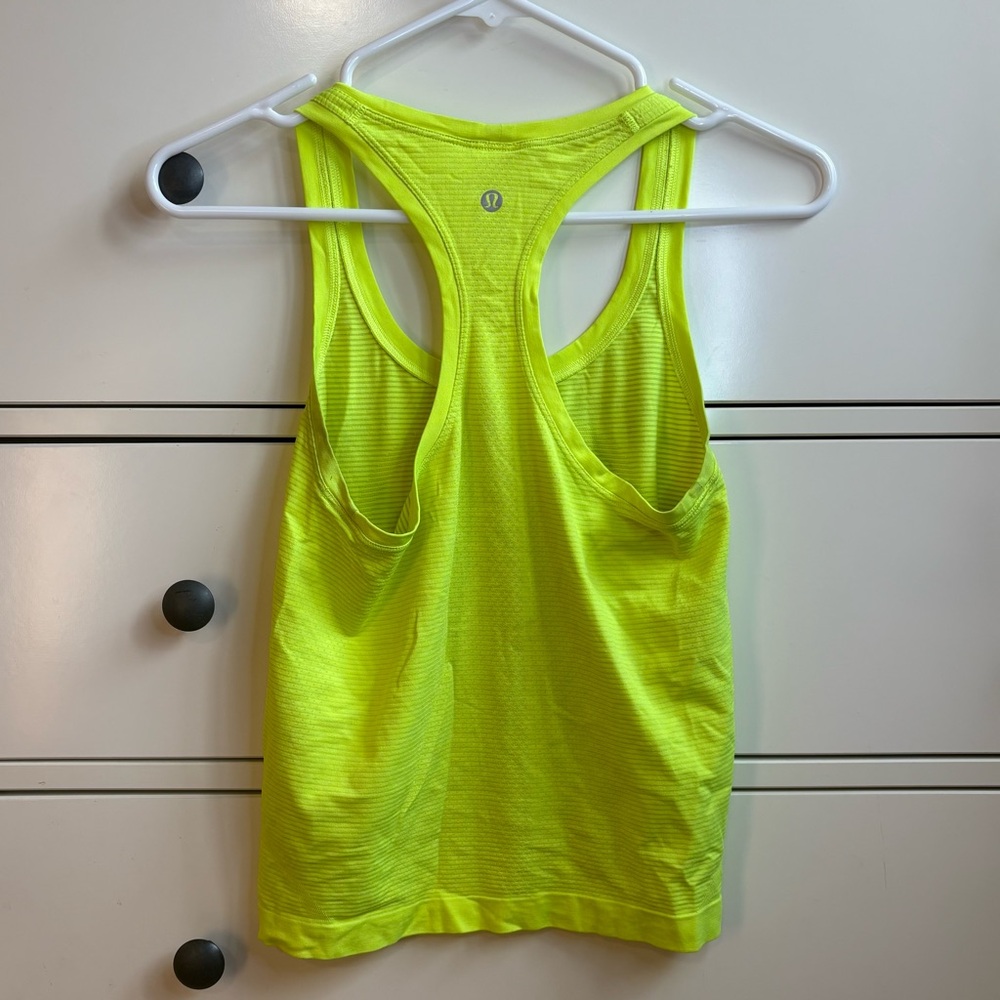 Lululemon Swiftly Tech Racerback Tank Top size 4